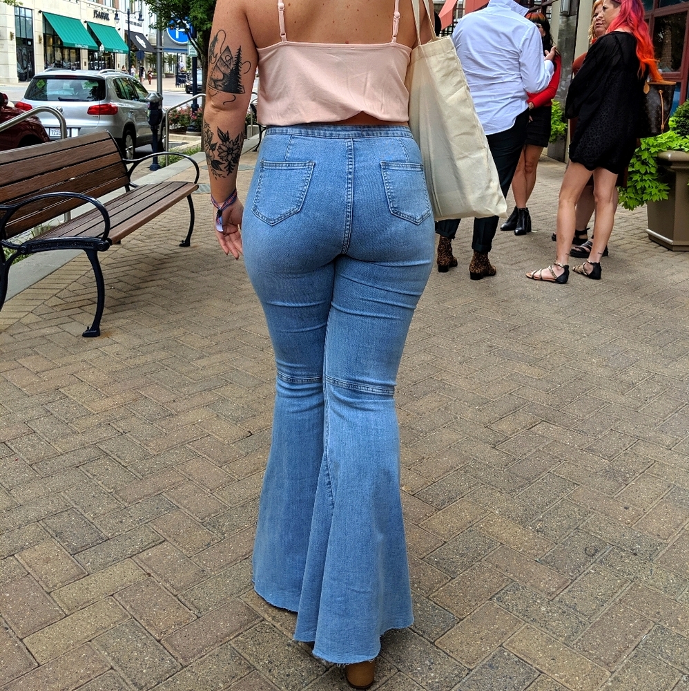 Bell-bottom Jean's